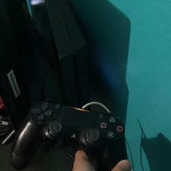 PS4 With Wired Controller 