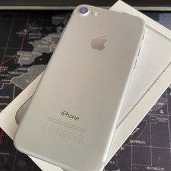 iPhone 7 Unlocked / desbloqueado 😎