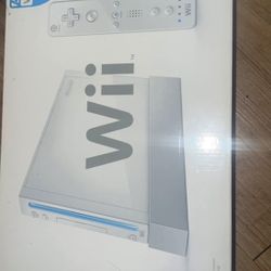 Wii w 2 controller!!