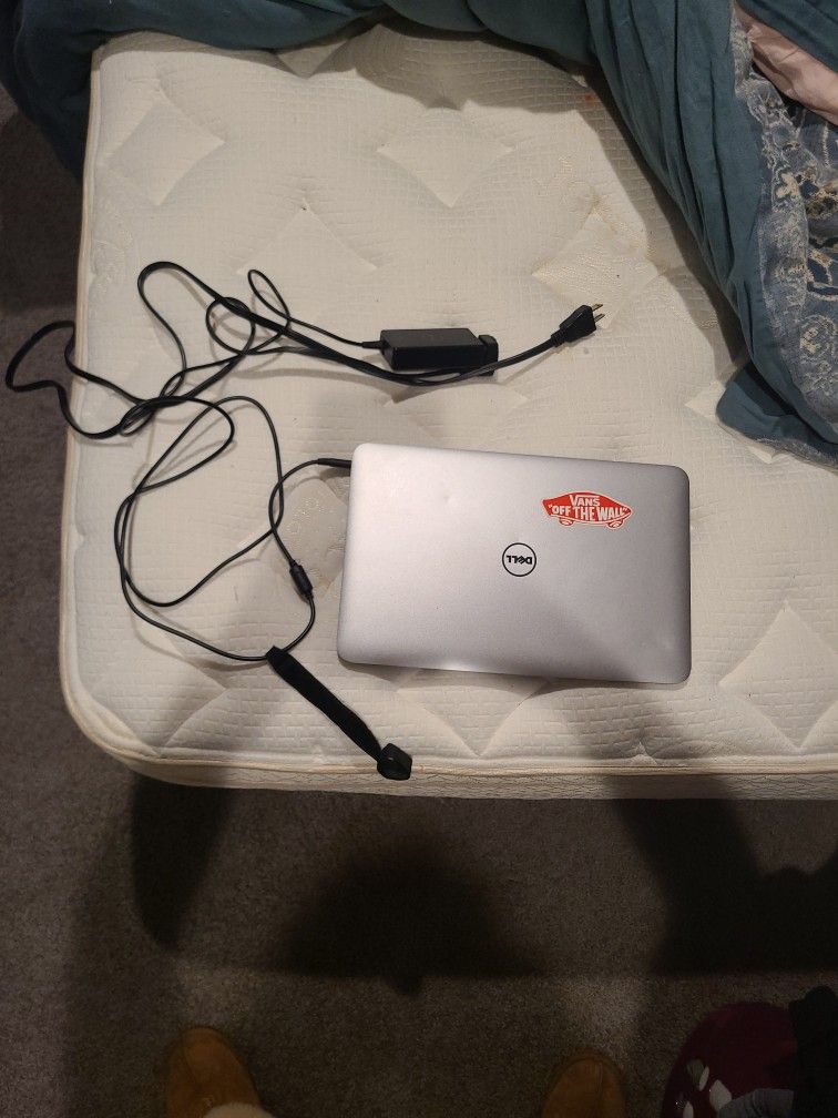 Laptop