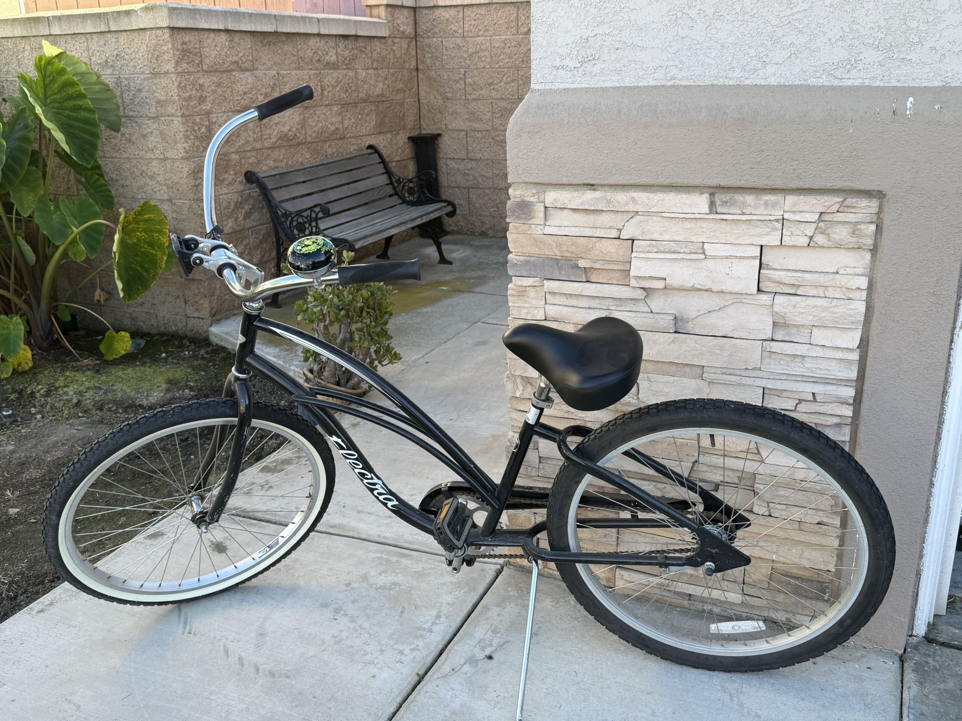 Women’s Electra Cruiser