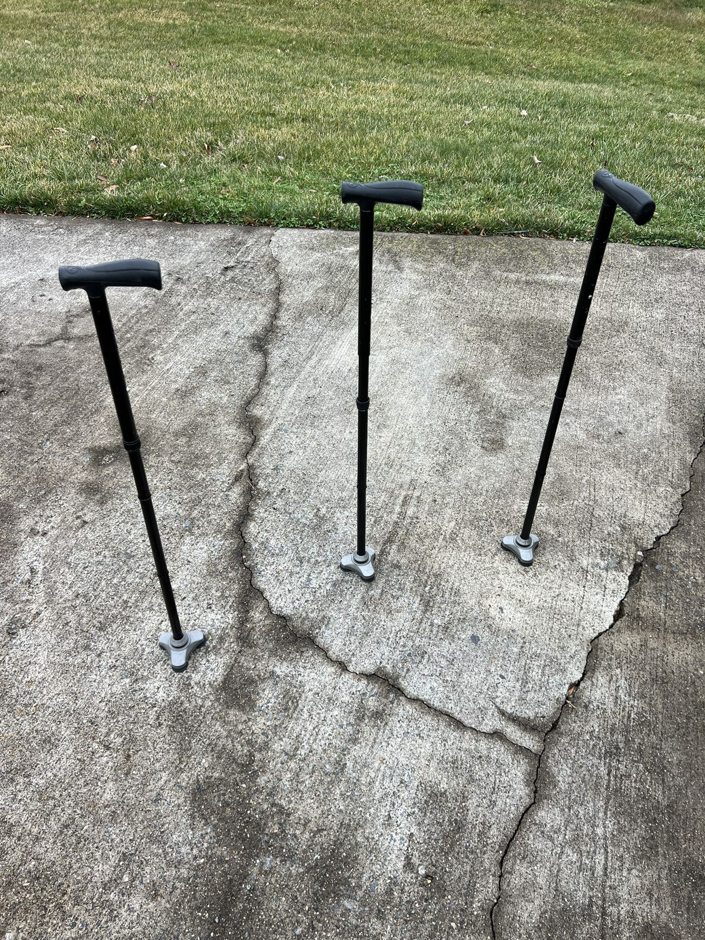 Hurrycane Foldable Walking Cane with T Handle