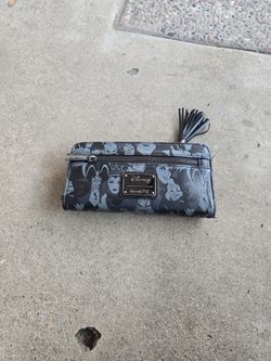 Loungefly Lillian's Wallet