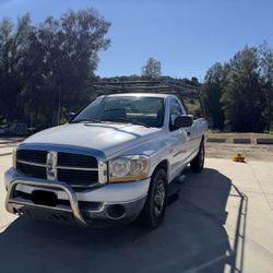 2006 Dodge Ram 2500 Regular Cab - Long Bed 