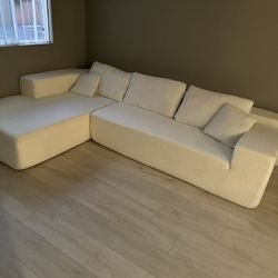 White  104.3 Sponge Sectional Sofa 