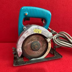Makita 4200N circular trim saw 4 3/8" 110mm