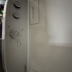Whirlpool gas dryer 1 Year Old