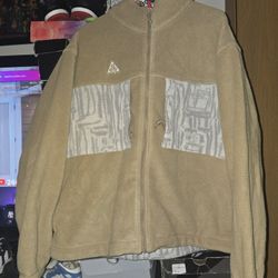Nike ACG SS19 Micro Fleece Jacket Beige/White Size Medium 
