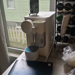 Delonghi Latissima One Nespresso Machine