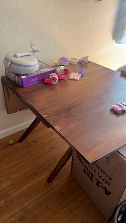 Free wooden folding table