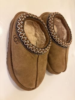Toddler Size 8c Uggs