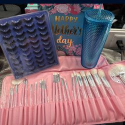 Beautiful Bundle Set Of Cotton Candy Brushes / Cup/ 20 Pair Of Human Lashes / 🩷 Mothers Day Gift 