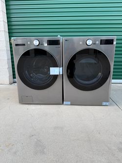 Washer and gas dryer lg front load in graphite steel