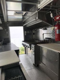 18’ food truck