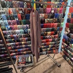 Rolling Collapsable Clothing Rack