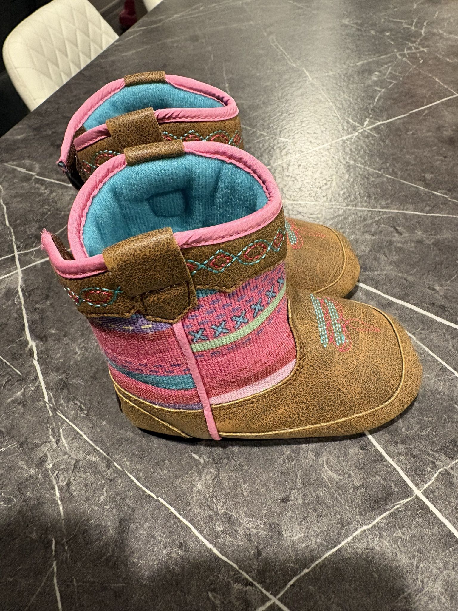 Babygirl Boots NEW Twister Size 4 (9-12 Months)
