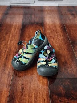 KEEN Newport H2 Rainbow Tie-Dye Hiking Water Sandals Kids Size 11 US