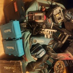 Huge Makita, Bosch & Hercules Tool Lot – Grinders, Jigsaw, Impact, Drill, Sander/Polisher, Massive Sockets, Wrenches, Router/Drill Bits + Batteries