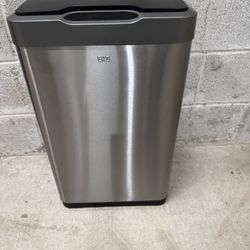 EKO Mirage Sensor Bin 30lt, Metal, Matt 15 x 10.5 x 24