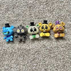 Five Nights At Freddy’s Golden Freddy And Rare Endoskeleton Black Light
