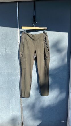 Women’s size 12 olive green Athleta pants