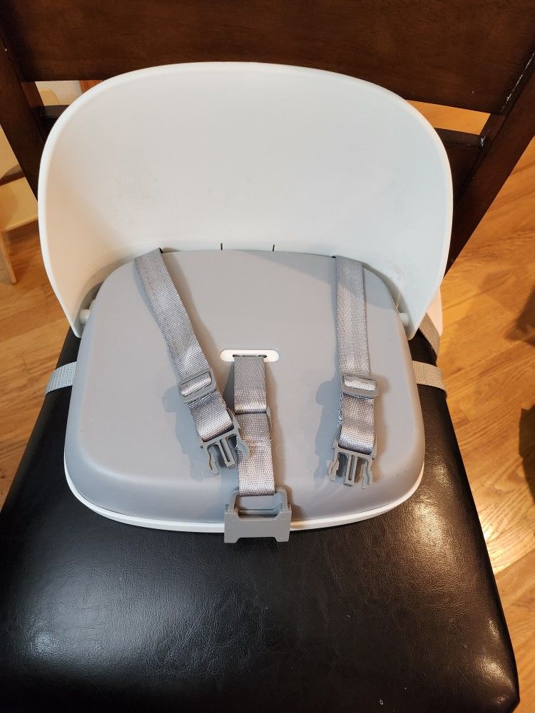 OXO Tot Perch Booster Seat with Straps