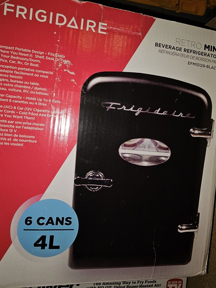 Frigidaire Retro Mini Fridge