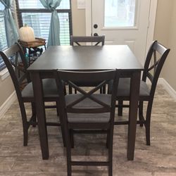 BRAND NEW COUNTER HEIGHT DINING TABLE 