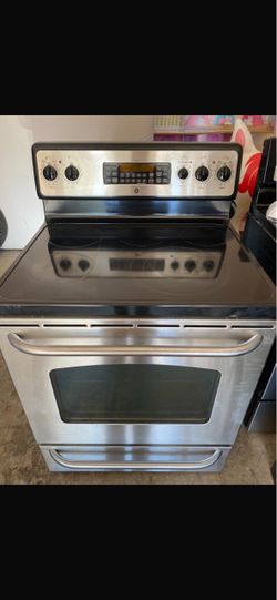 GE Stainless Steel Electric Range