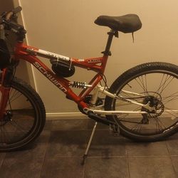 Down Hill MTB