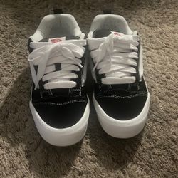 Knu Skool Vans US Men Size 9
