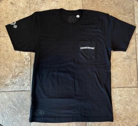 Black chrome heart t shirt