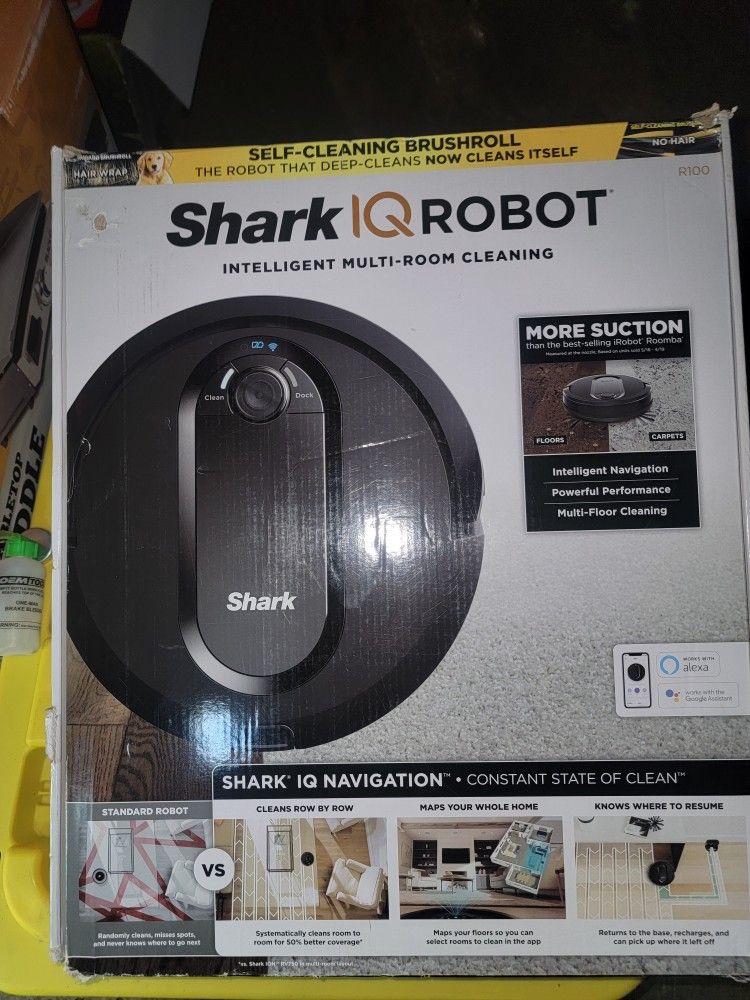 NEW Shark IQ Robot Vacuum Self Cleaning