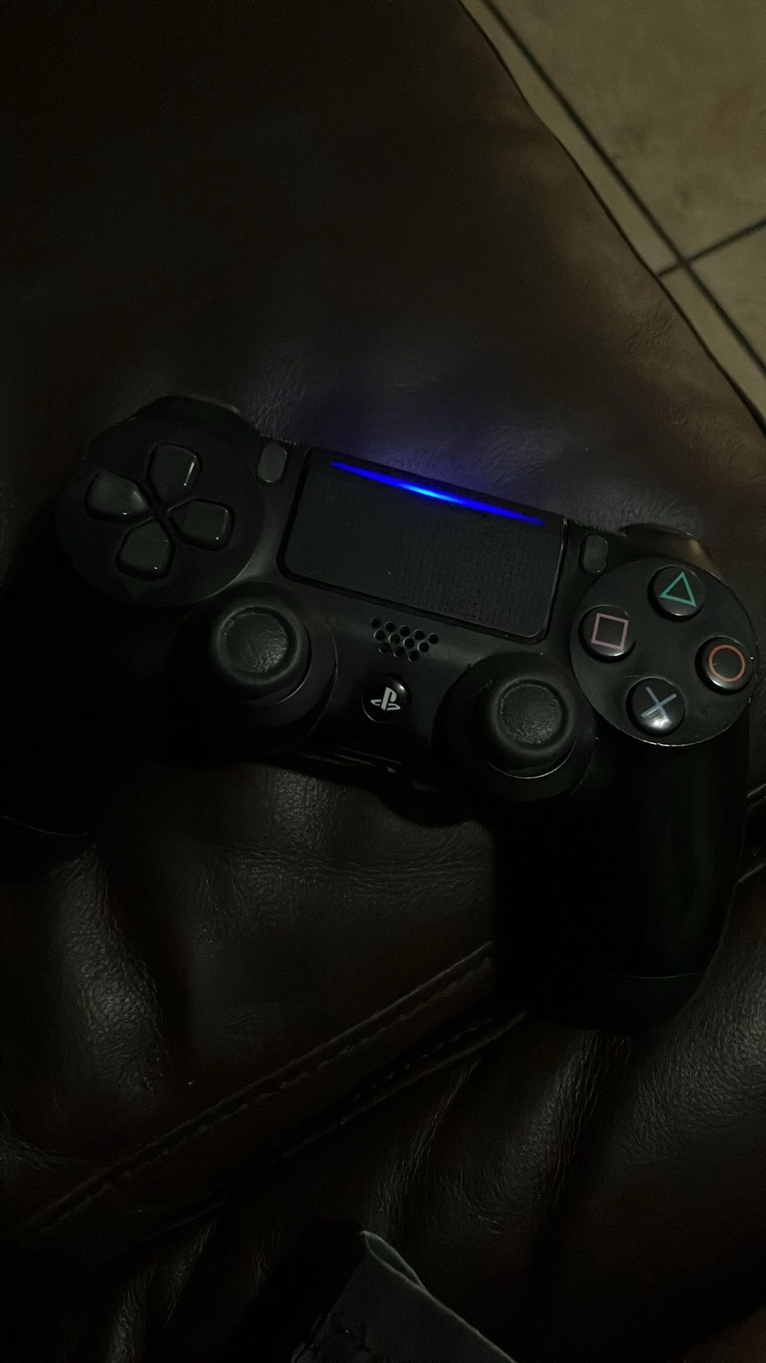 PS4 CONTROLLER