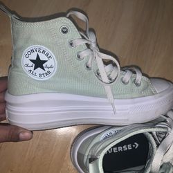PLATFORM CHUCK TAYLORS 