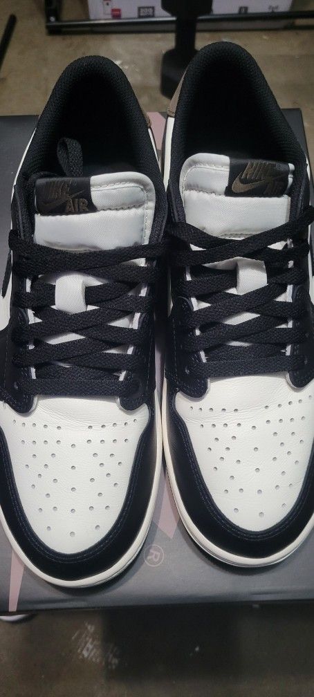 Mocha Jordan 1 Low Size 10 Worn Once