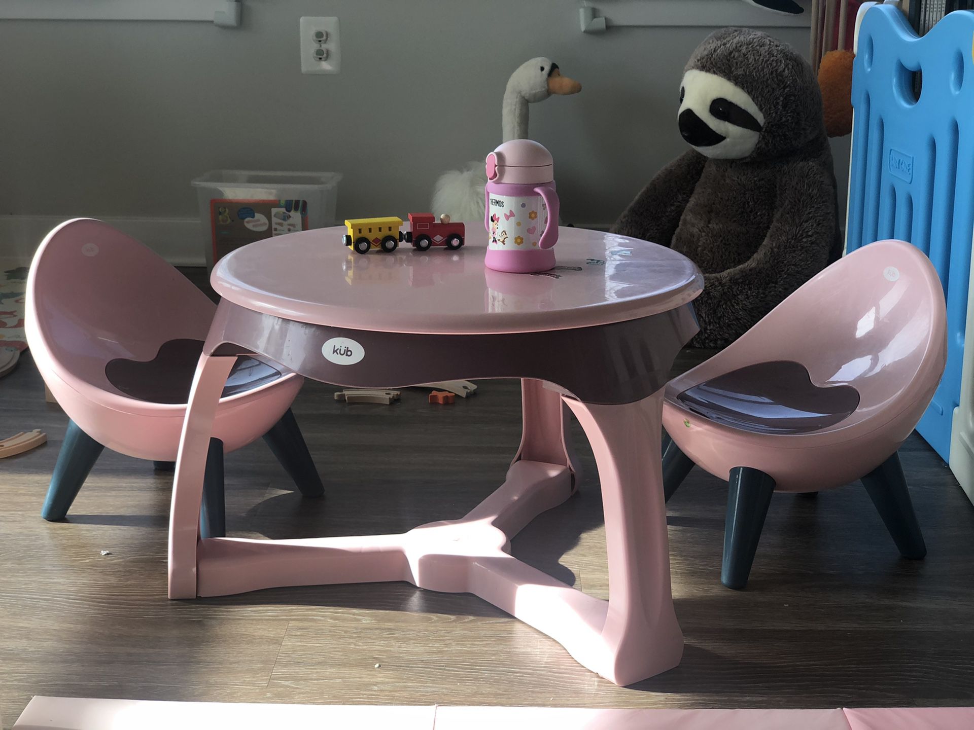 Toddler table and chair (x2) set