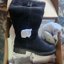NEW!! black winter boots size 10