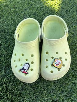 Crocs Classic Clogs green with Jibbitz size 12c kids