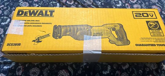 Dewalt Saw
