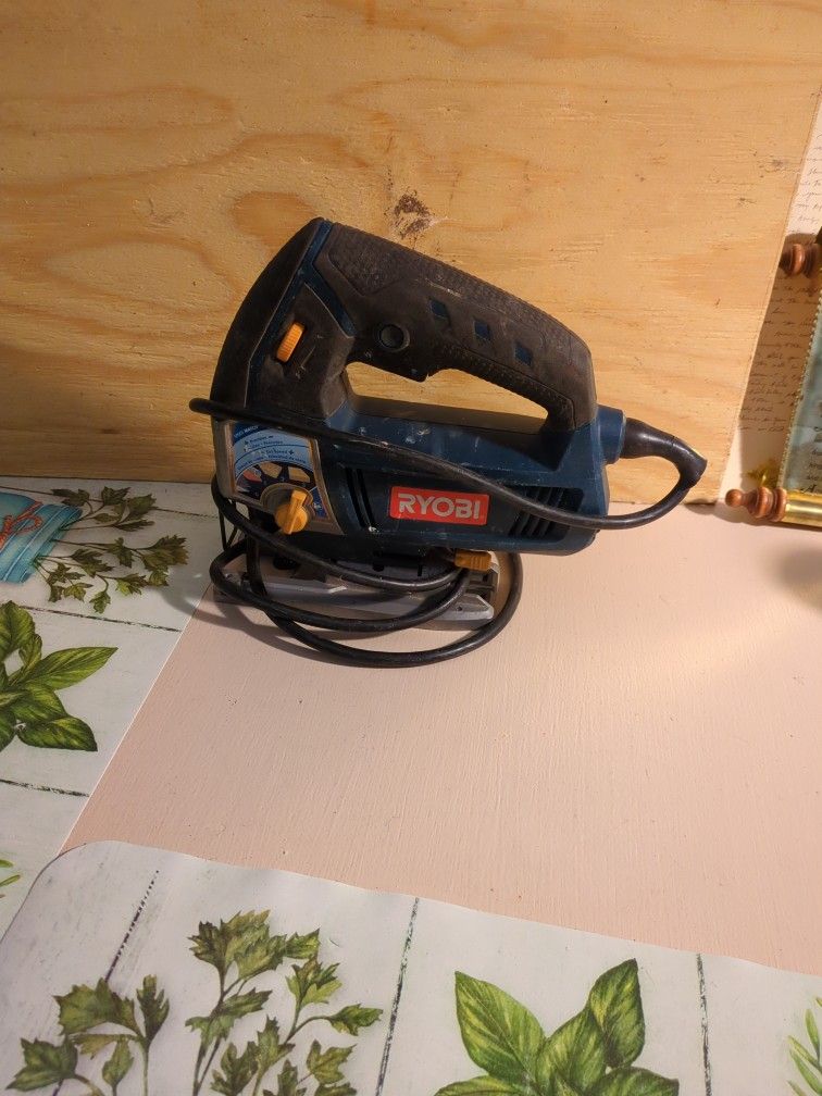 Ryobi Jigsaw Electric, 3 Speed Plate Pivots For Angle Cuts