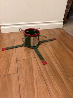Vintage Santa's Sturdy Tree Stand wrought iron