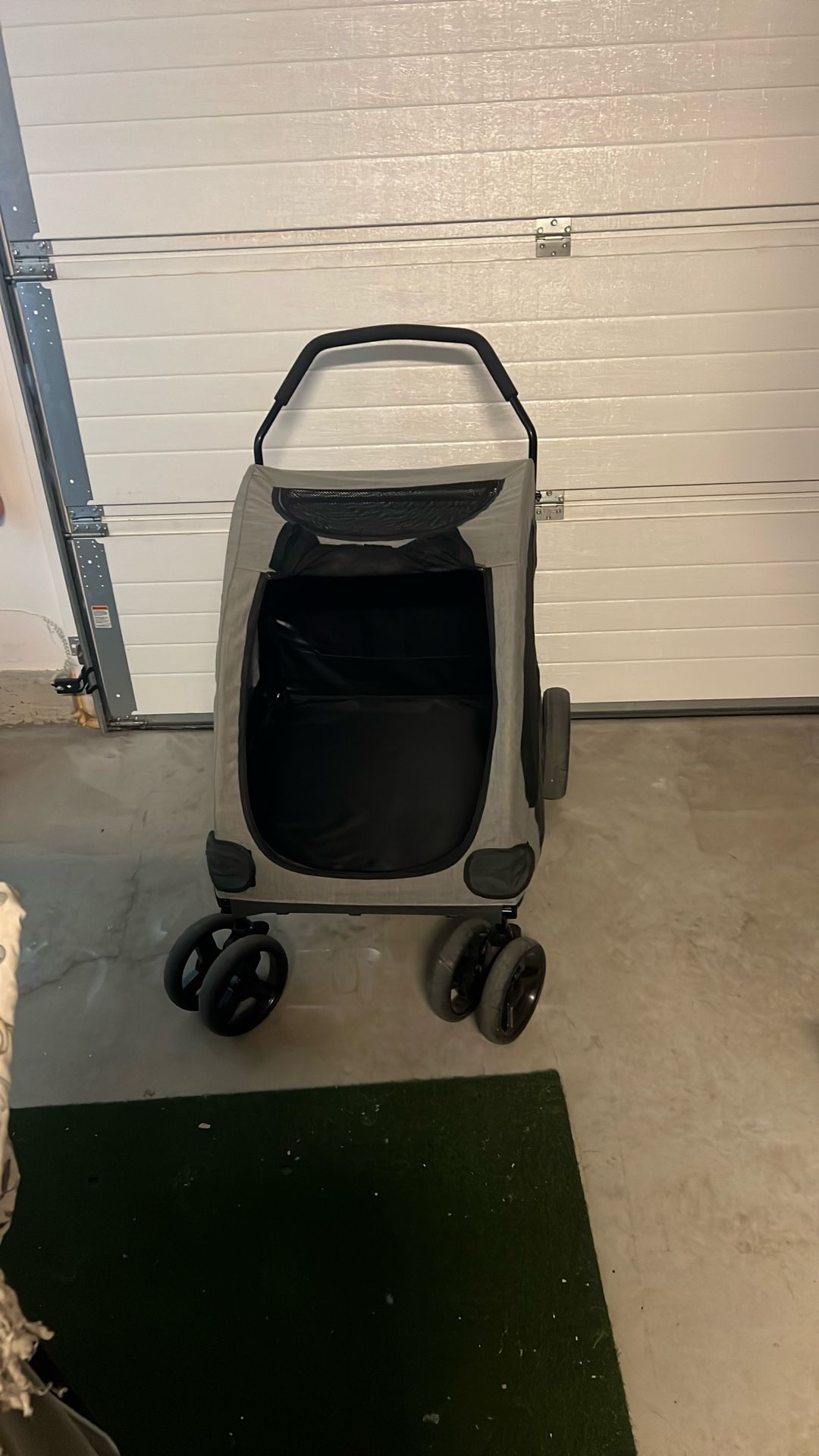 LARGE DOG STROLLER
