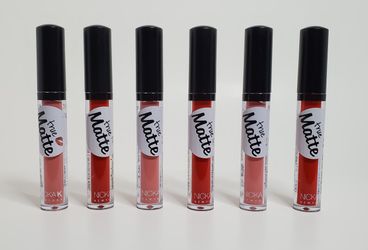 Lipsticks NYX matte