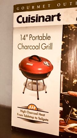 Small portable barbecue grill