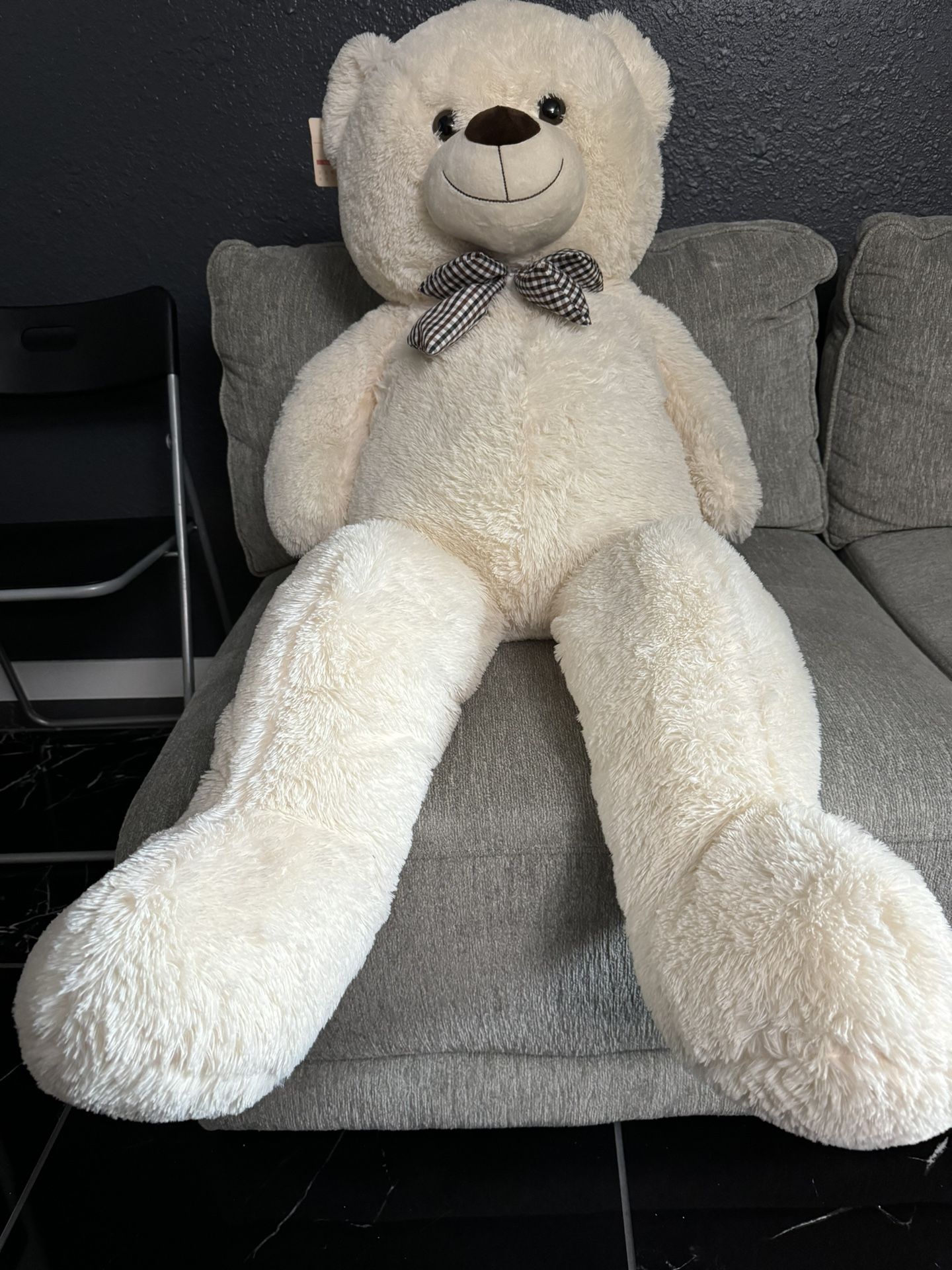 Giant Teddy Bear