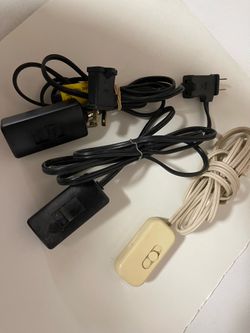 Table top plug-in lamp dimmers