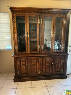 Free China Cabinet