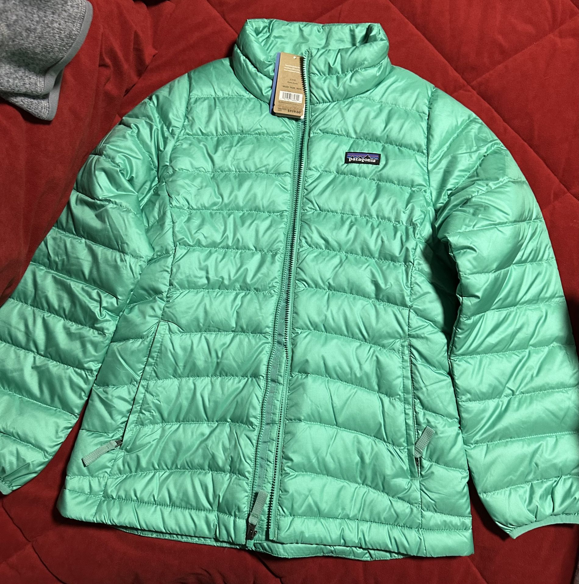 Patagonia Girl Sweaters