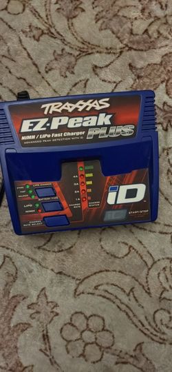Traxxas EZ-Peak Plus NiMH/LiPo Fast Charger